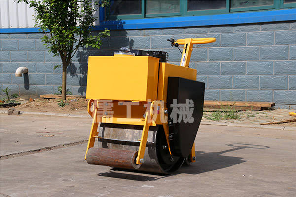 450小型壓路機(jī)