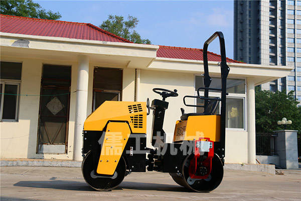 880小型壓路機(jī)