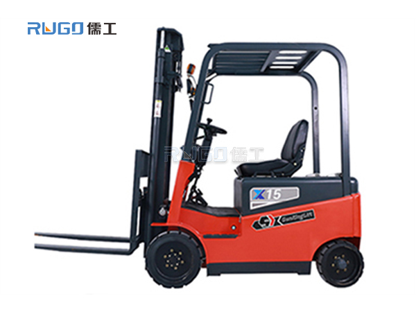 CPD1.5噸鉛酸四輪堆高車(chē)座駕式電動(dòng)叉車(chē)
