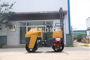 855小型壓路機(jī)的三大優(yōu)勢(shì)