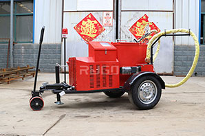 用儒工瀝青灌縫機(jī)，路面顏值高了，壽命長(zhǎng)了，愛(ài)了這款設(shè)備