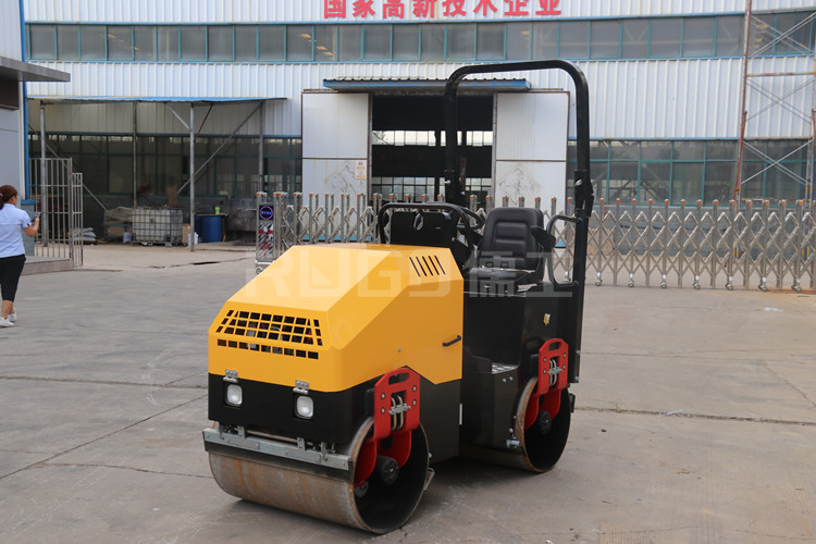 壓路機(jī)“碾壓”操作知多少？操作規(guī)程建議收藏！
